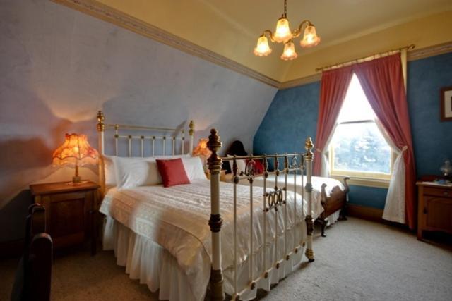 Westella Colonial B&B Accommodation Ulverstone Rum bild