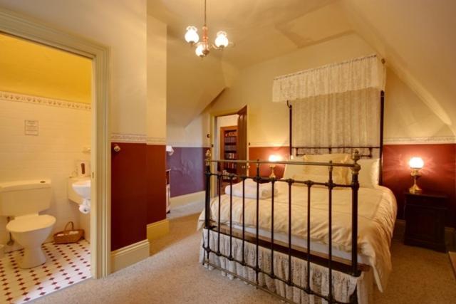 Westella Colonial B&B Accommodation Ulverstone Rum bild