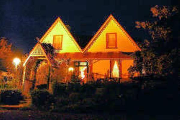 Westella Colonial B&B Accommodation Ulverstone Exteriör bild